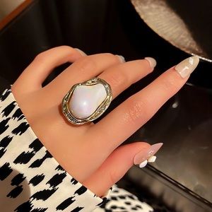 Stunning Baroque Imitation Pearl Adjustable Ring